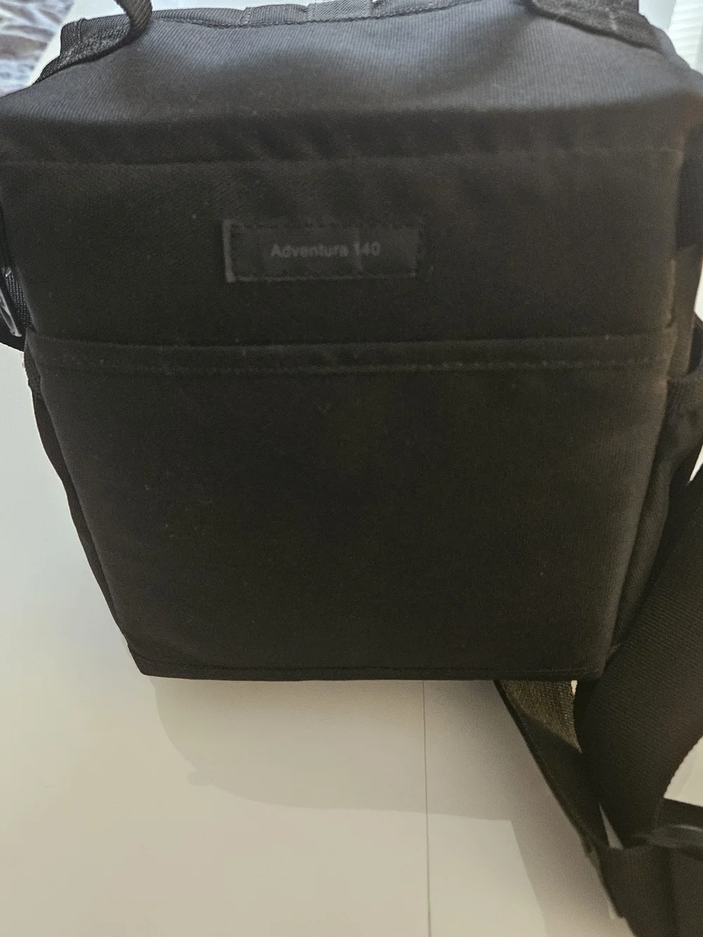 Lowepro Aventura 140 Black Compact Camera Shoulder Bag